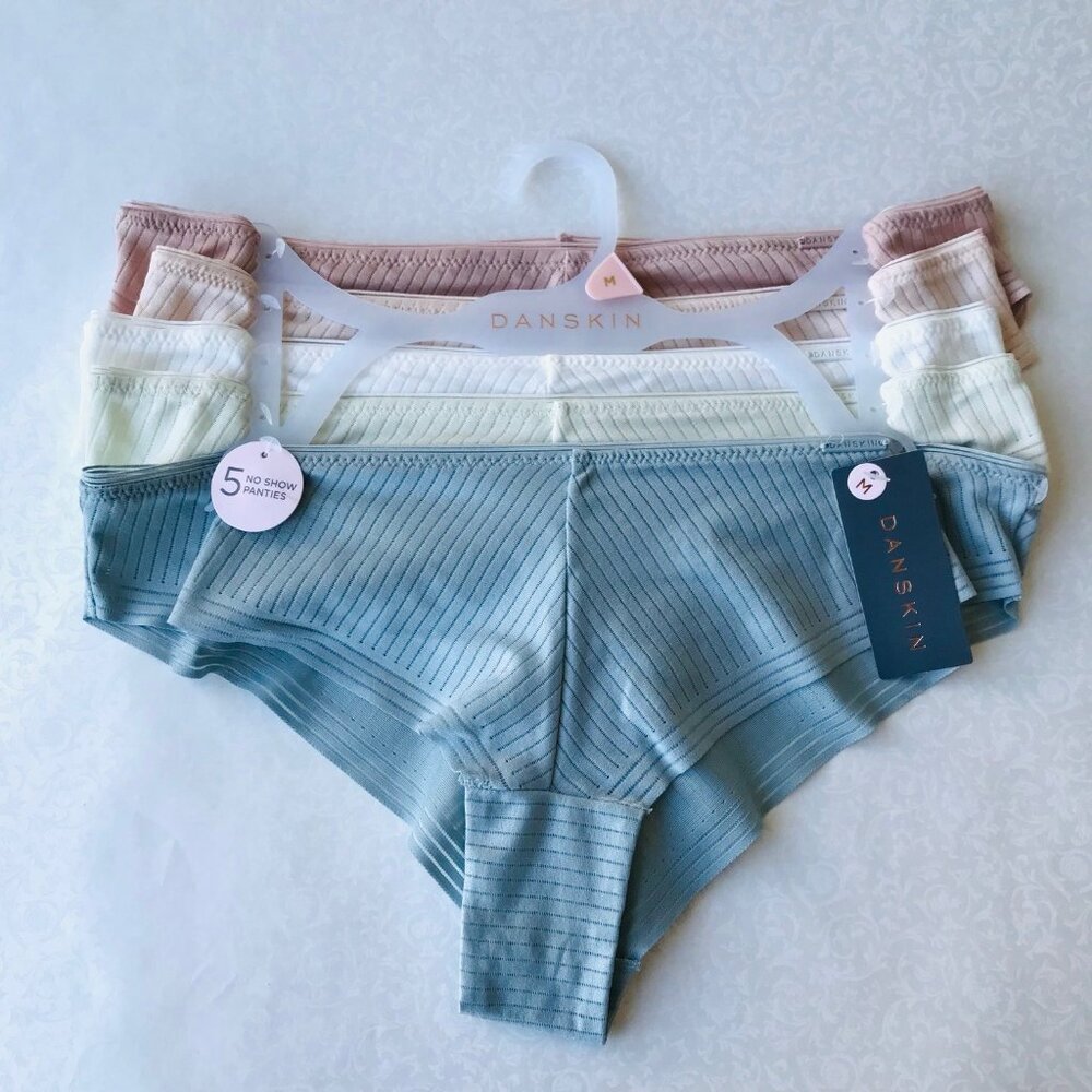 Danskin Intimates  No Show Panties  5 set  Size : M